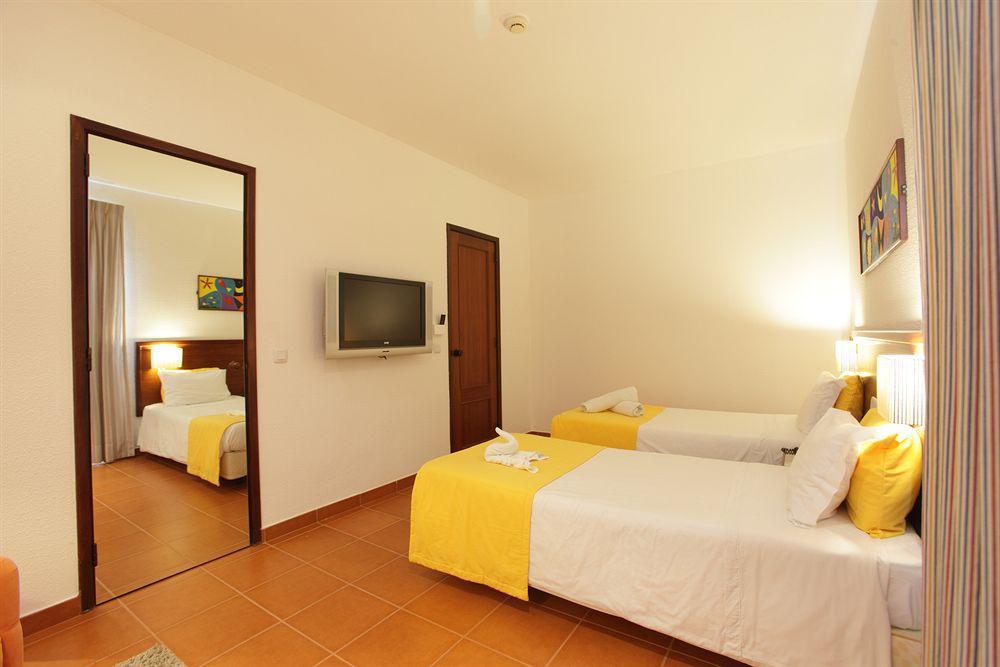 Residencial Mar E Sol Hotel Costa de Caparica Eksteriør billede